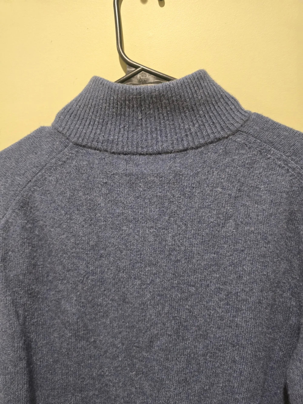 Banana Republic Merino Wool 1/4 Zip Mock Neck Sweater Medium